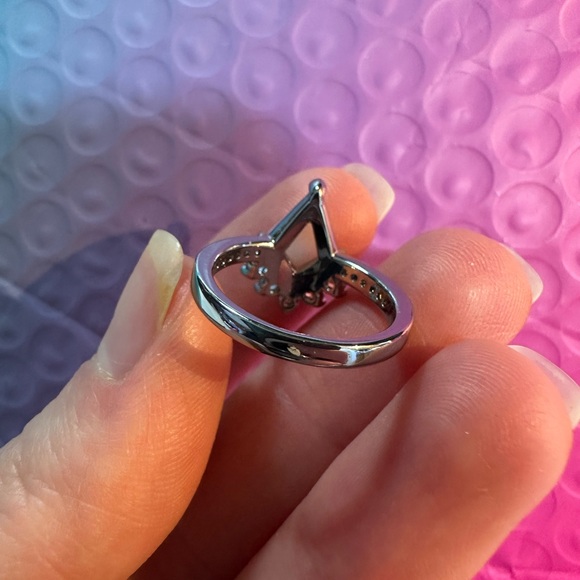 Opal Ring - Picture 4 of 5